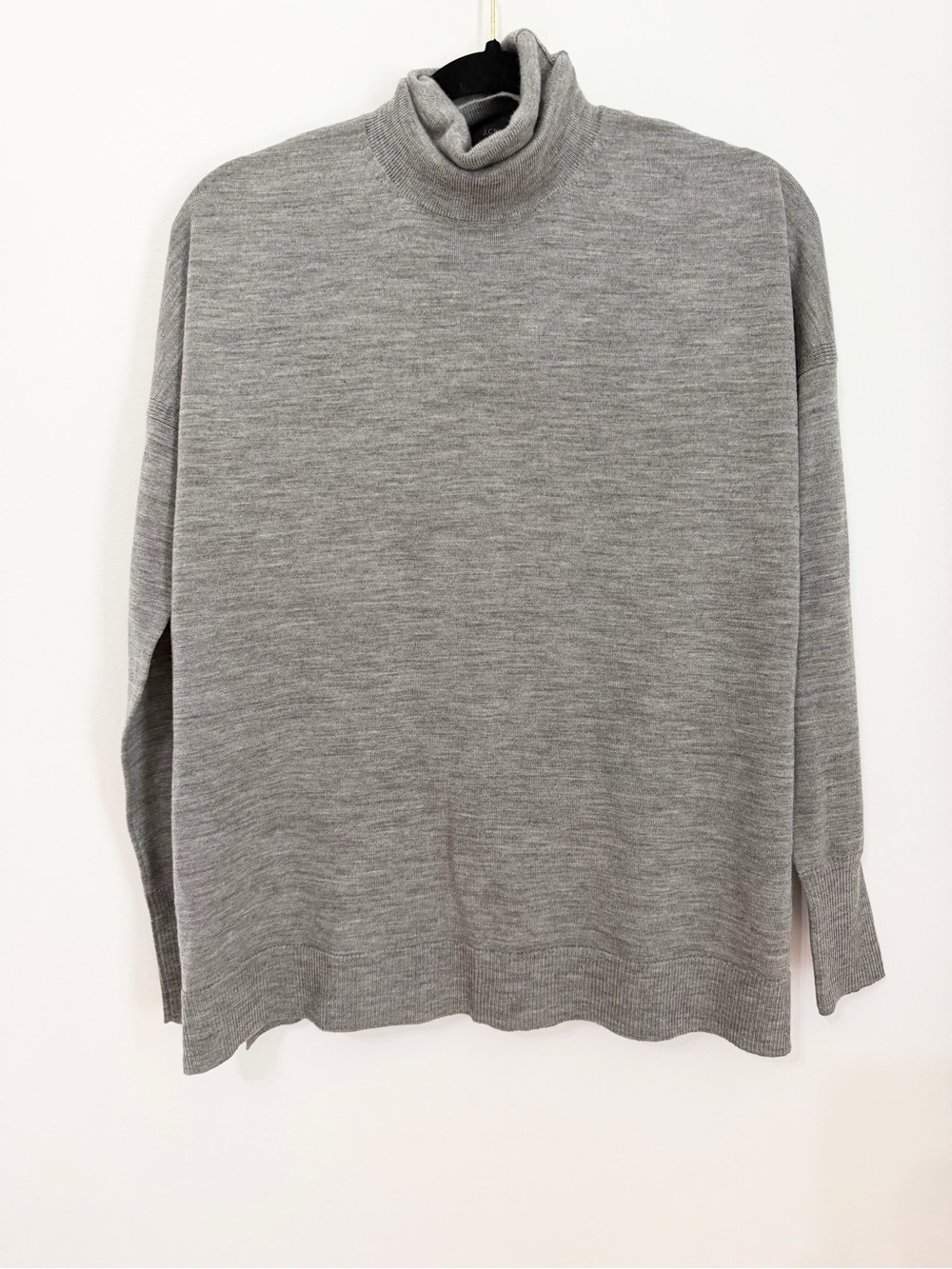 J crew gray turtleneck size small 100% merino wool NWT